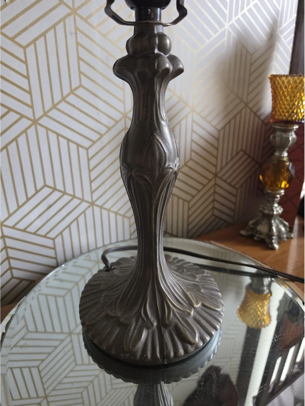 Vintage Bronzed Metal Tiffany Style Lily Pad Lamp Art Nouveau w Fringed Shade